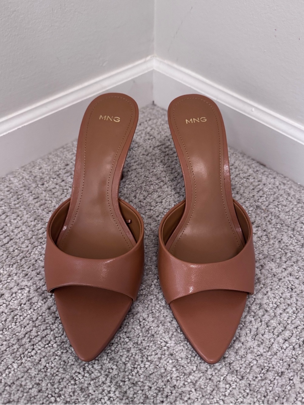 Mango Sandals